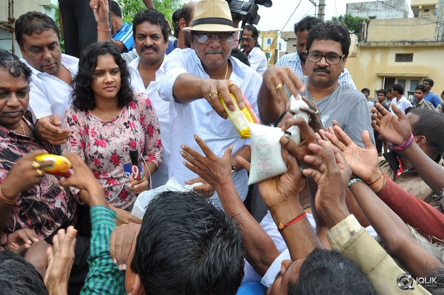 Maa-Association-Flood-Relief-program-At-Allwyn-Colony